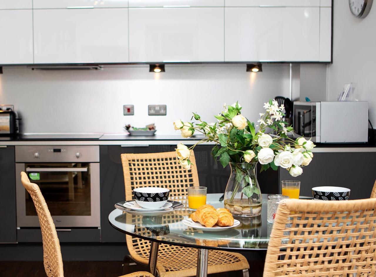Apt 2, Trafalgar Square 2Nd Floor By Indigo Flats London Exterior foto