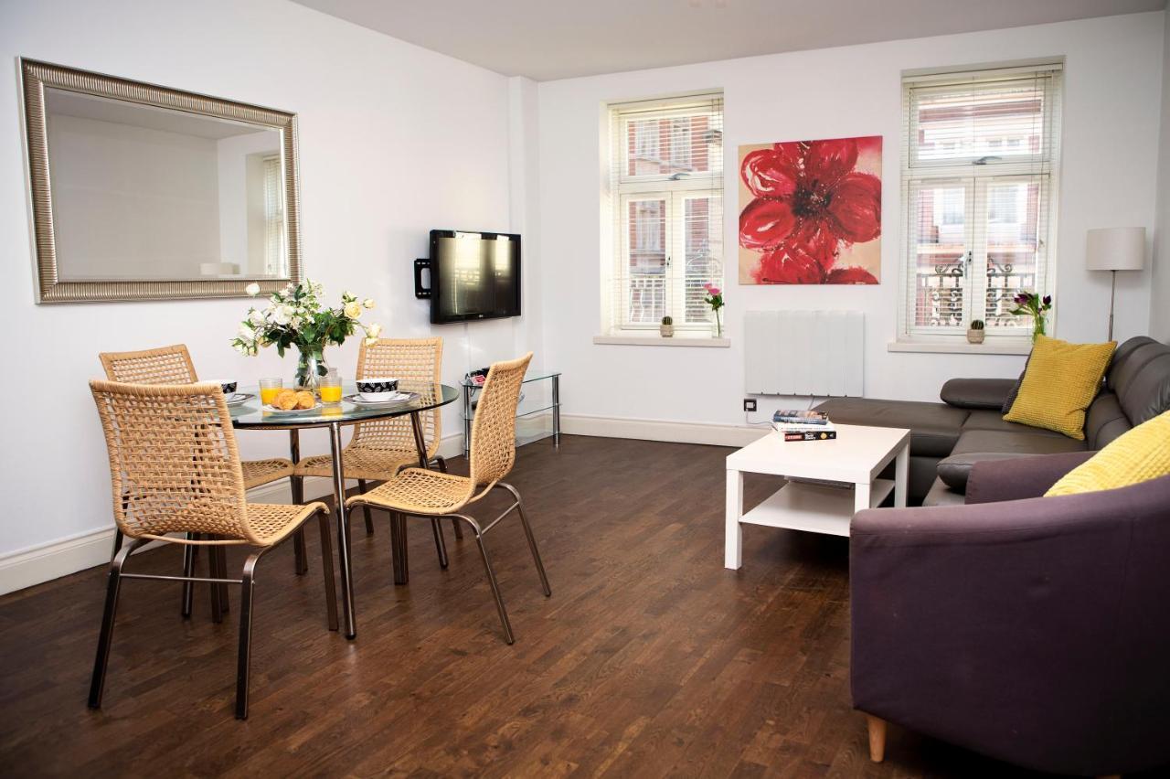 Apt 2, Trafalgar Square 2Nd Floor By Indigo Flats London Exterior foto